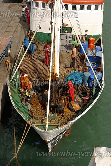 So Vicente : Porto Grande Gare Martima : Boat Ribeira de Paul : Technology TransportCabo Verde Foto Gallery