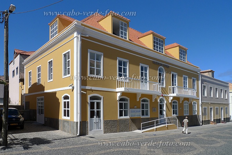 Santo Anto : Ponta do Sol : Court building : Landscape TownCabo Verde Foto Gallery