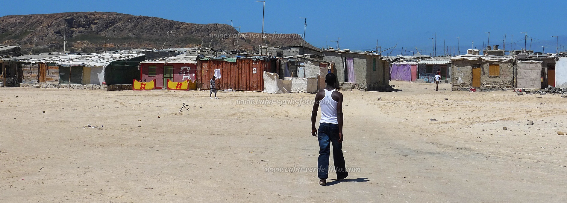 Insel: Boa Vista  Wanderweg: - Ort: Sal Rei Barraca Motiv: Armenviertel Motivgruppe: Landscape Town © Pitt Reitmaier www.Cabo-Verde-Foto.com