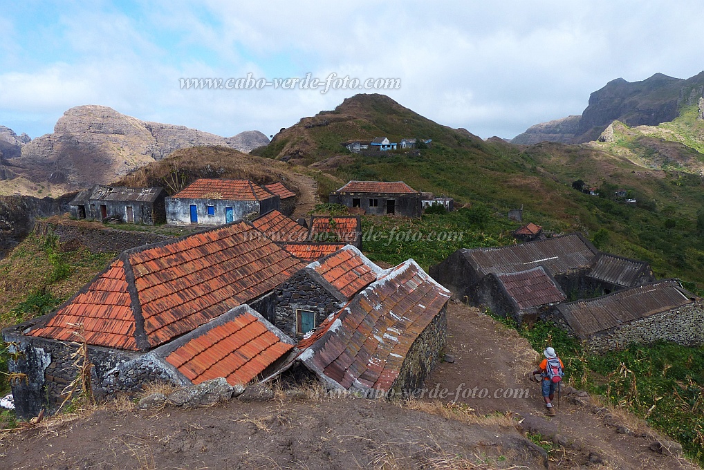 Santiago : Achada Lagoa : village : Landscape TownCabo Verde Foto Gallery