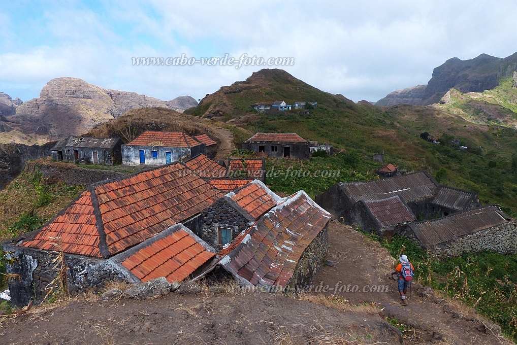 Insel: Santiago  Wanderweg: 509 Ort: Achada Lagoa Motiv: Dorf Motivgruppe: Landscape Town © Pitt Reitmaier www.Cabo-Verde-Foto.com