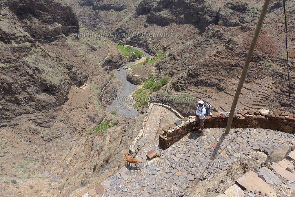 Santo Anto : Ribeira Alta : caminho vicinal : Landscape MountainCabo Verde Foto Gallery