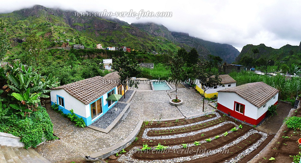 Santo Anto : Paul Fazenda : Hotel Maracuja : Landscape MountainCabo Verde Foto Gallery