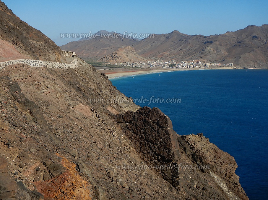Insel: So Vicente  Wanderweg: 301 Ort: Sao Pedro Farol Dona Amelia Motiv: Wanderweg Motivgruppe: Landscape Sea © Attila Bertalan www.Cabo-Verde-Foto.com