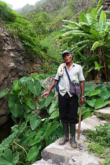 Santo Anto : Ribeira de Lombo de Pico : agricultor : LandscapeCabo Verde Foto Gallery