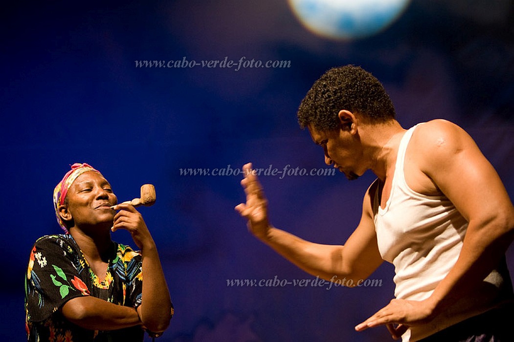 So Vicente : Mindelo : theater : People RecreationCabo Verde Foto Gallery