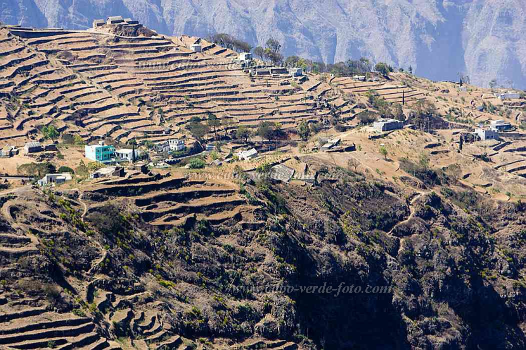 Santo Anto : Corda : hiking trail : Landscape MountainCabo Verde Foto Gallery