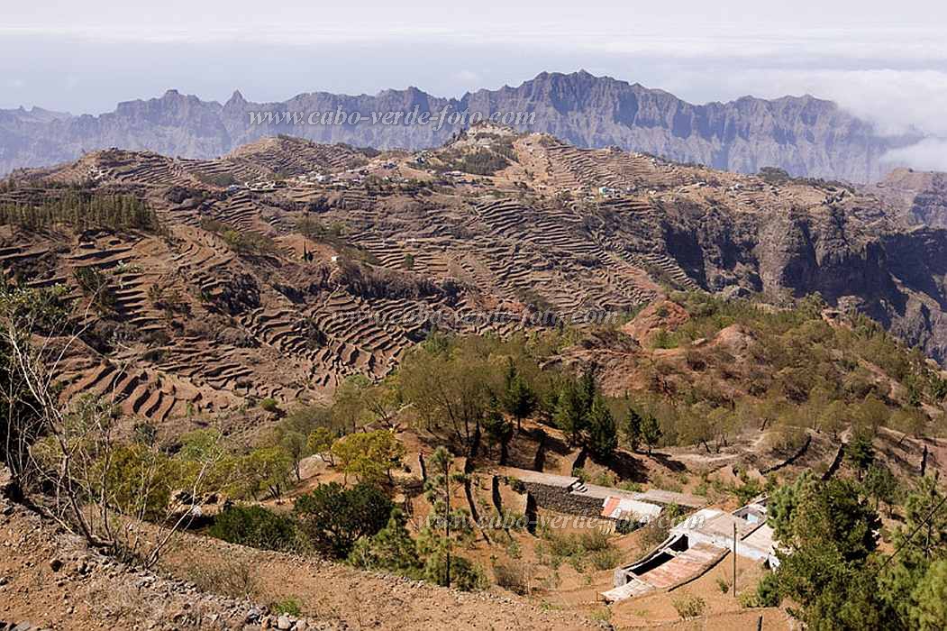Santo Anto : Corda : caminho vicinal : Landscape MountainCabo Verde Foto Gallery