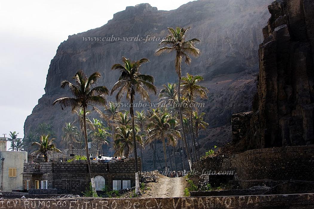 Santo Anto : Ribeira Grande : house : Landscape MountainCabo Verde Foto Gallery