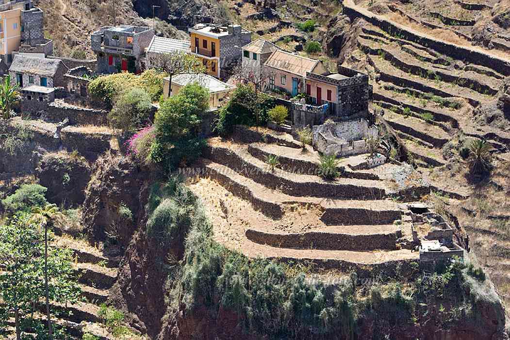 Santo Anto : Fontainhas : village : Landscape MountainCabo Verde Foto Gallery