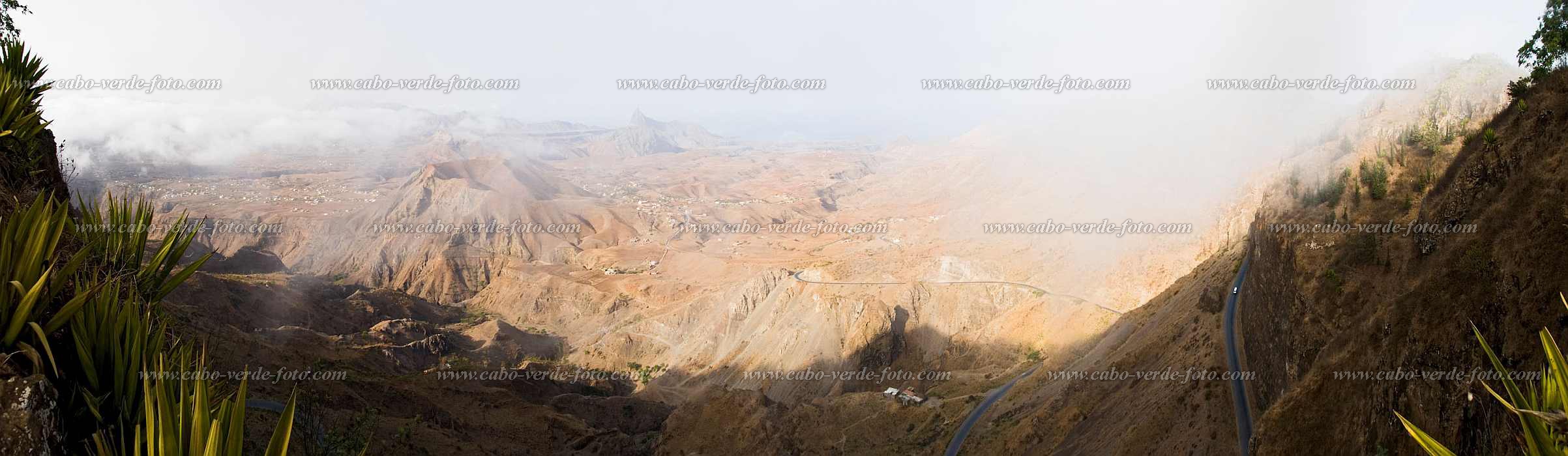Insel: Santiago  Wanderweg:  Ort: Malagueta Motiv: Berg Motivgruppe: Landscape Mountain &copy; Florian D�rmer www.Cabo-Verde-Foto.com