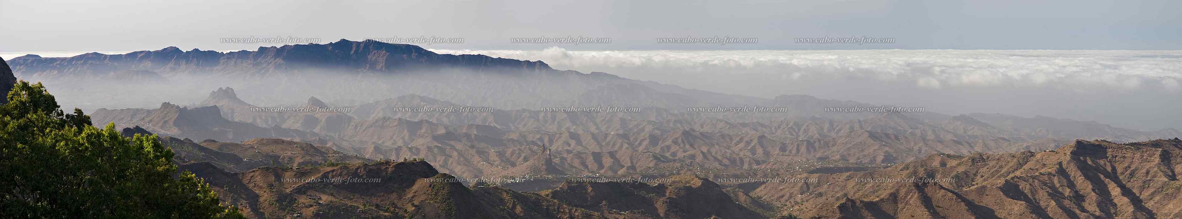 Santiago : Rui Vaz : viewpoint : Landscape MountainCabo Verde Foto Gallery