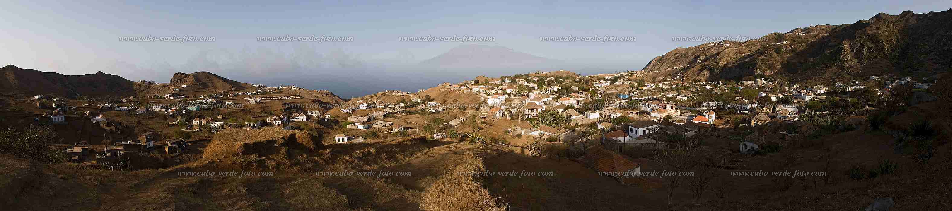 Brava : Vila Nova Sintra :  : Landscape TownCabo Verde Foto Gallery